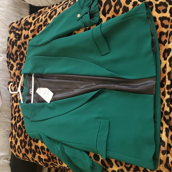 Zara Jackets & Blazers - Zara Green Blazer